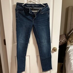 American Eagle Outfitters Men Dark Blue Jeans